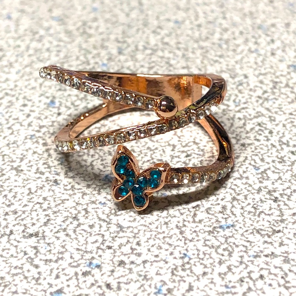 LAST CHANCE pink gold ring rose gold-butterfly and blue cubic
